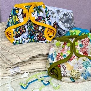Cloth diaper covers and prefolds set